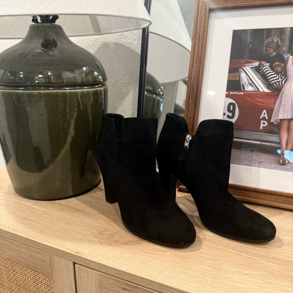 Sam Edelman Black Heeled Boots Classic Design